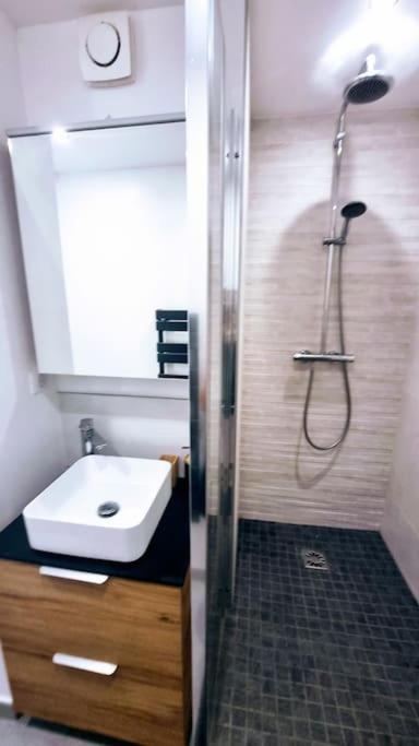 Le Clerville Renove Terrasse Climatisation Parking Sete Ngoại thất bức ảnh